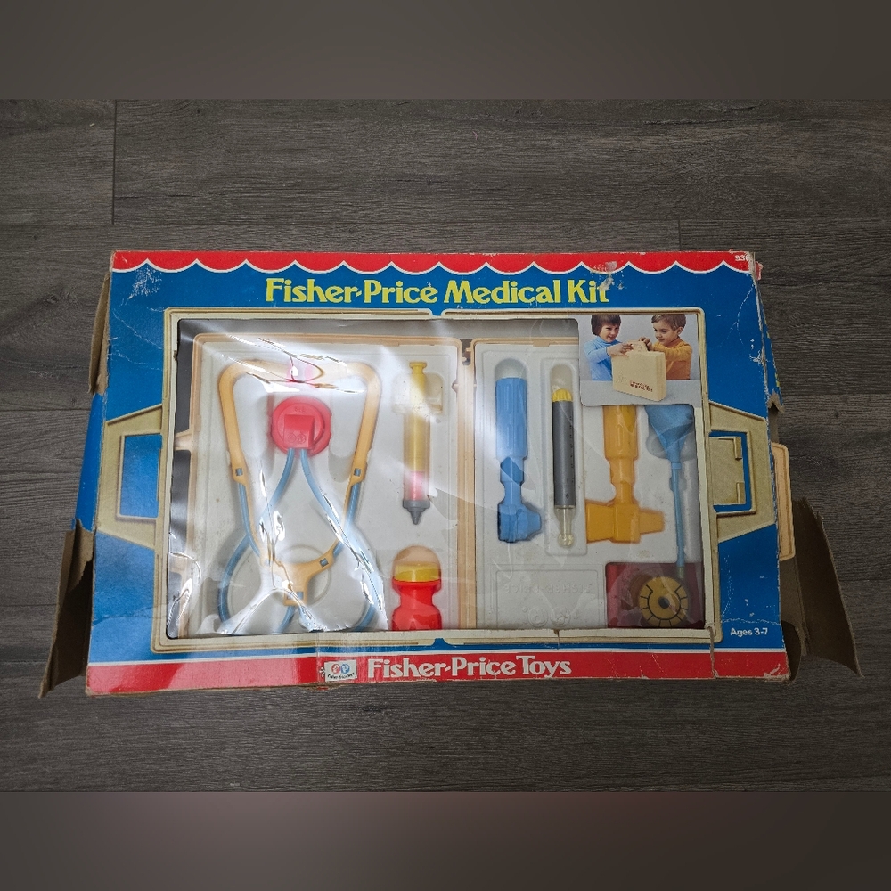 Fisher-Price Toys 1977 Childs Play Medical Kit COMPLETE KIT